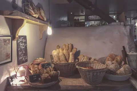 Simmons Bakers photo 2